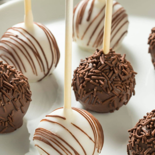 Assorted Cake Pops - Image 3