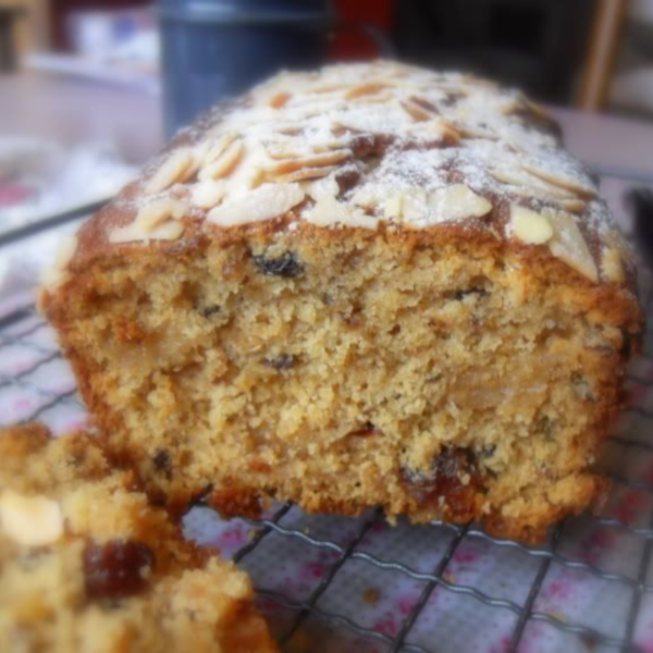 Apricot and Marzipan loaf - Image 3